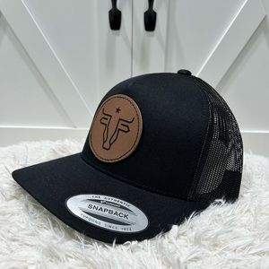 Trucker SnapBack hat star bull